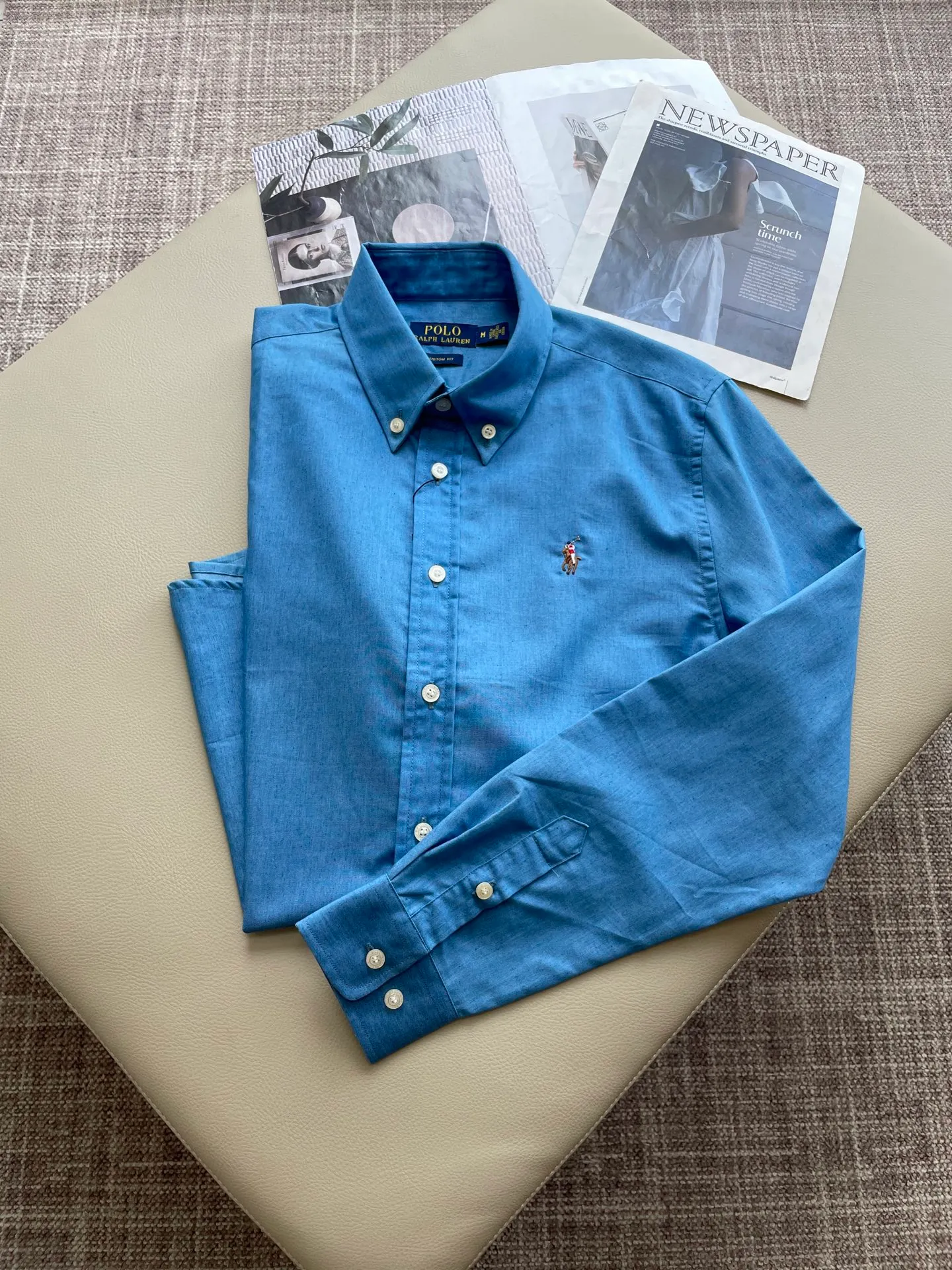 P220 🌸🌸🌸 POLO Ralph Lauren [High Quality] Classic shirt! Classic casual shirt made of pure cotton fabric with unique design, simple, clean and classic version design. It is a versatile style that can be switched at will. The fabric feels soft and delicate, highly moisture-absorbent and breathable. It is close to the skin and comfortable to wear. It can be worn alone or as an inner layer. Its versatile performance is beyond your imagination! The upper body of the ready-to-wear is simple and classic yet elegant! Size:M-XXL